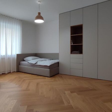 Bratislava Oldtown Apartment 130M2 ,60M2 Terrace And 2 Bathrooms Exterior photo