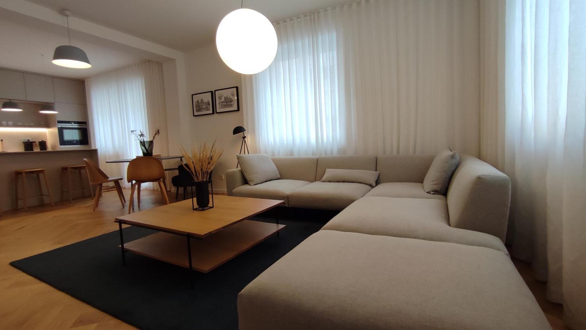 Bratislava Oldtown Apartment 130M2 ,60M2 Terrace And 2 Bathrooms Exterior photo